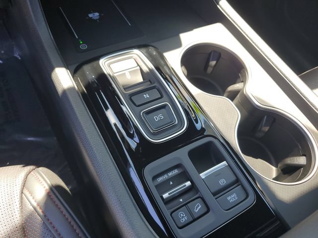 Certified 2025 Honda Pilot Black Edition image 27