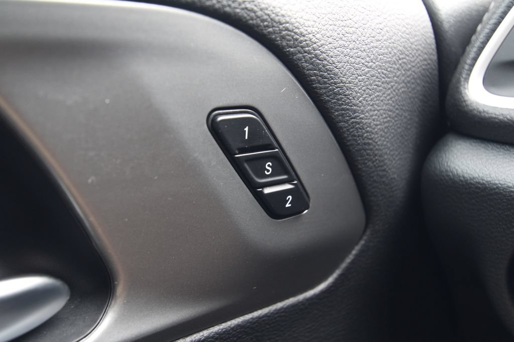 Used 2026 Chrysler Pacifica Select AWD/4WD image 24
