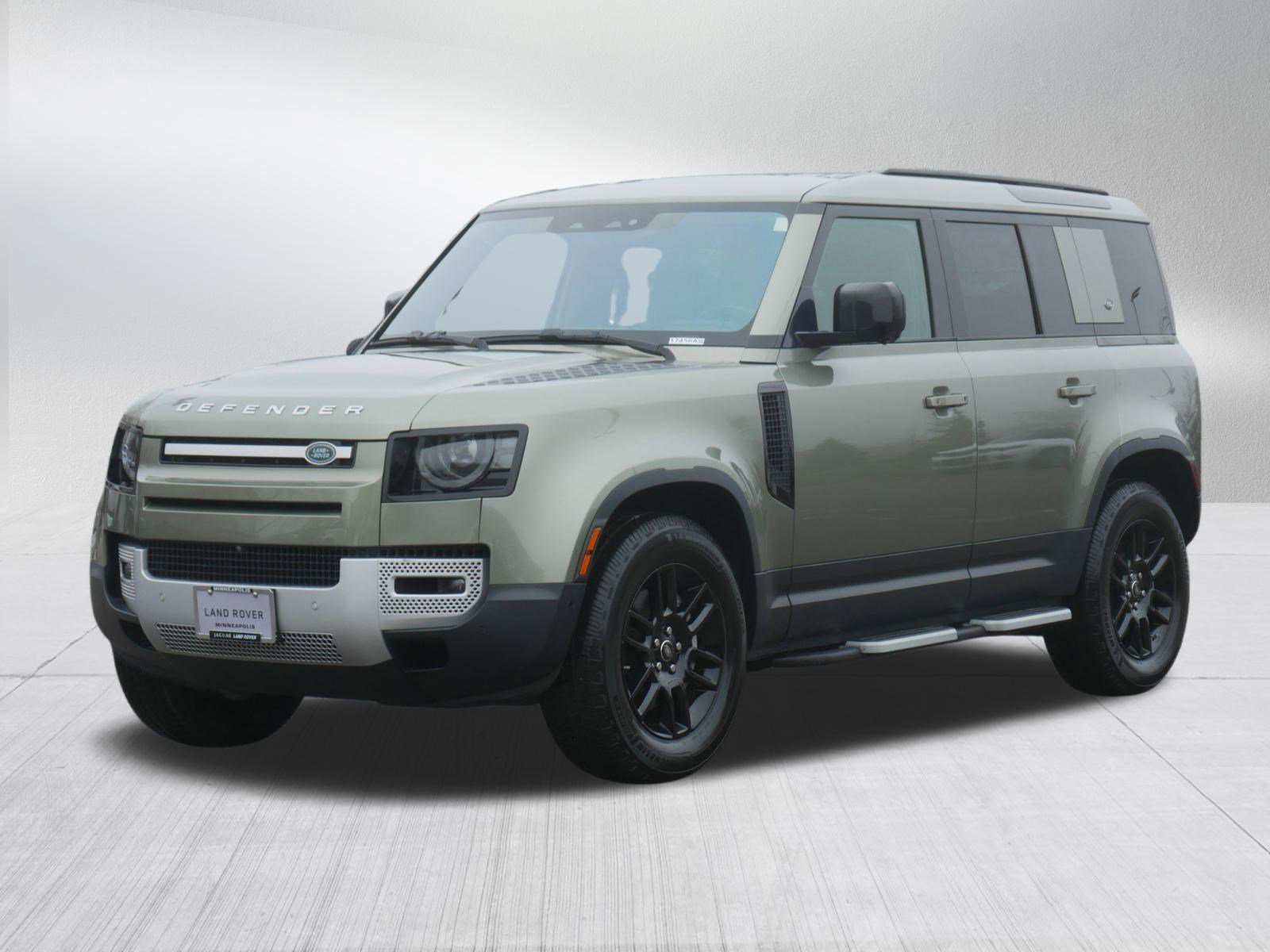 Used 2020 Land Rover Defender 110 SE image 1