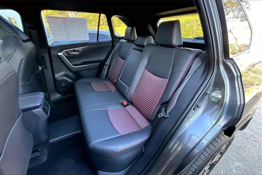 Certified 2025 Toyota RAV4 XSE image 22