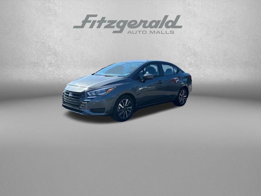 Used 2025 Nissan Versa SV w/ Trunk Package FWD image 3
