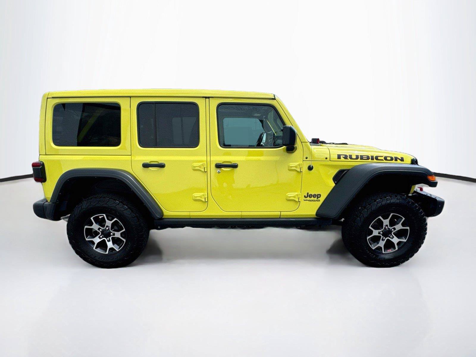 Used 2022 Jeep Wrangler Unlimited Rubicon w/ Steel Bumper Group AWD/4WD image 6