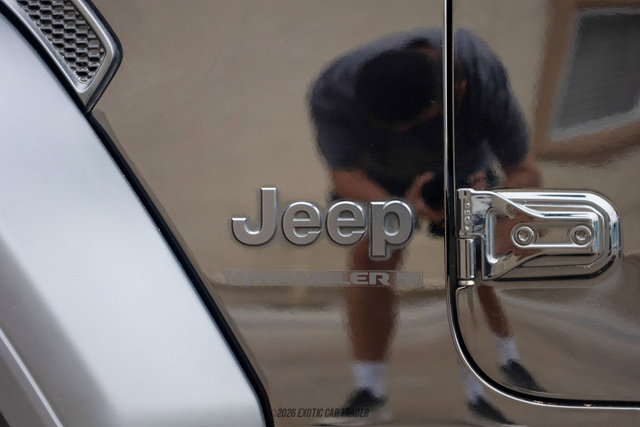 Used 2024 Jeep Wrangler Unlimited Sport AWD/4WD image 70