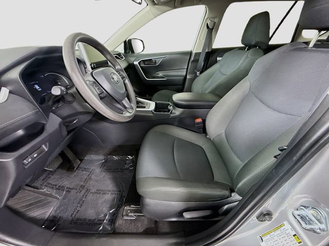 Certified 2025 Toyota RAV4 LE image 19