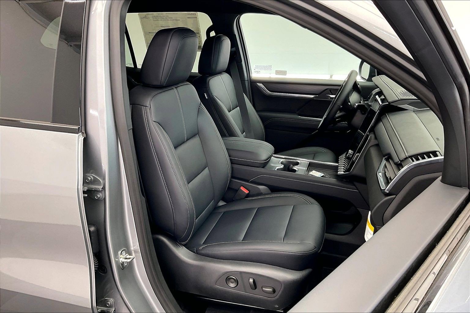 New 2026 GMC Acadia Elevation w/ Black Edition image 9