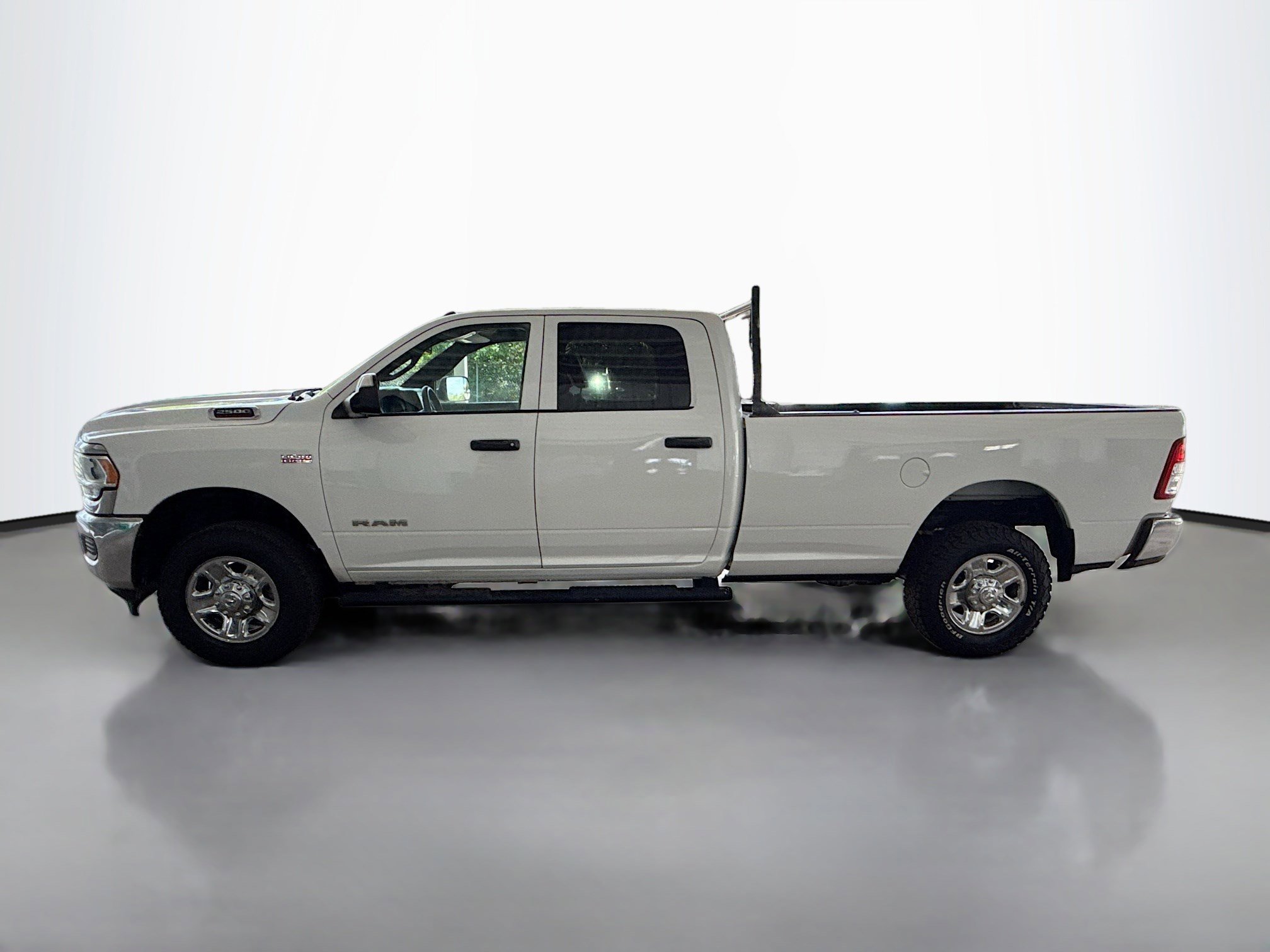 Used 2021 RAM 2500 Tradesman w/ Chrome Appearance Group image 6