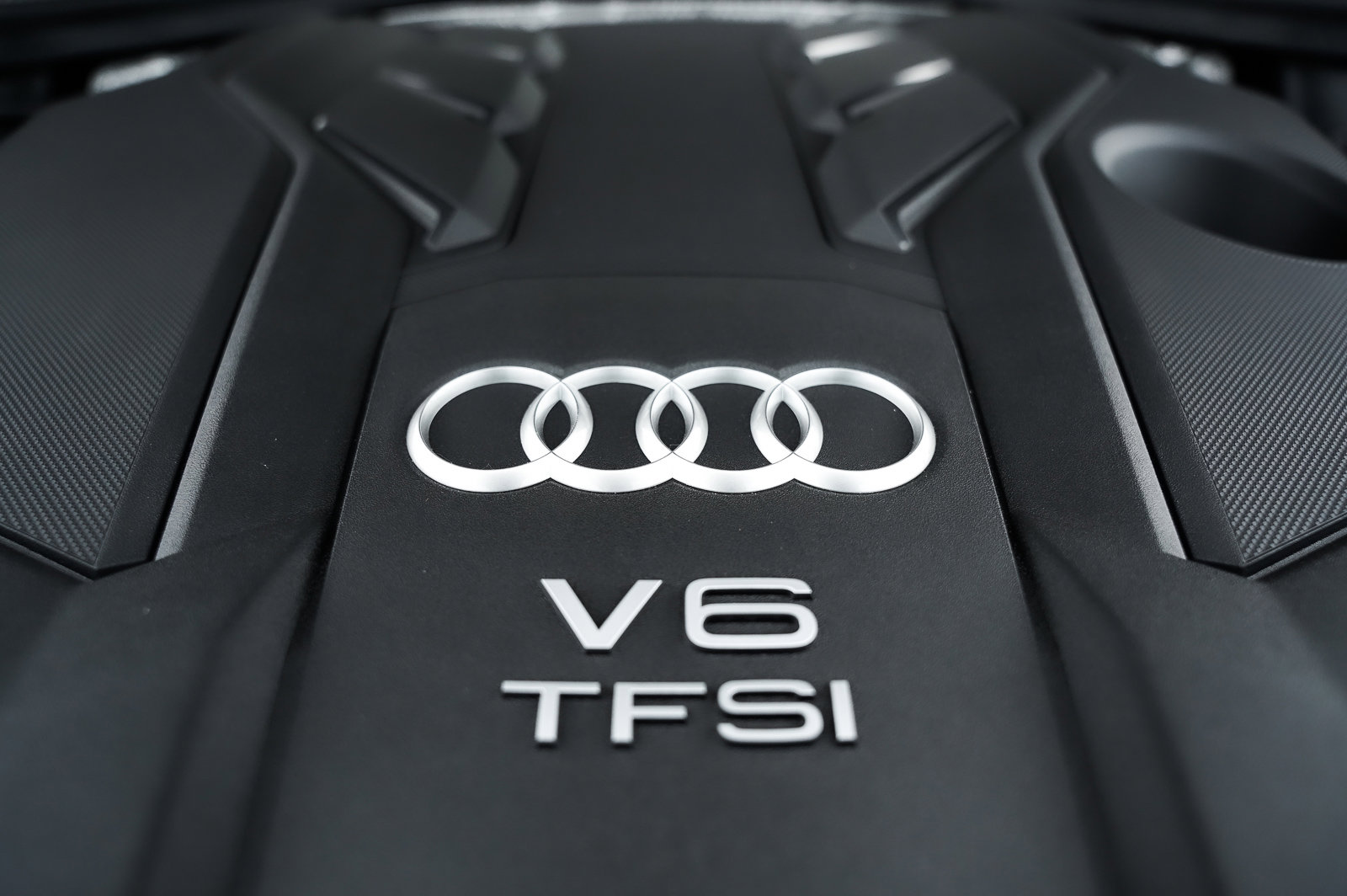 New 2025 Audi A8 L 3.0T image 31