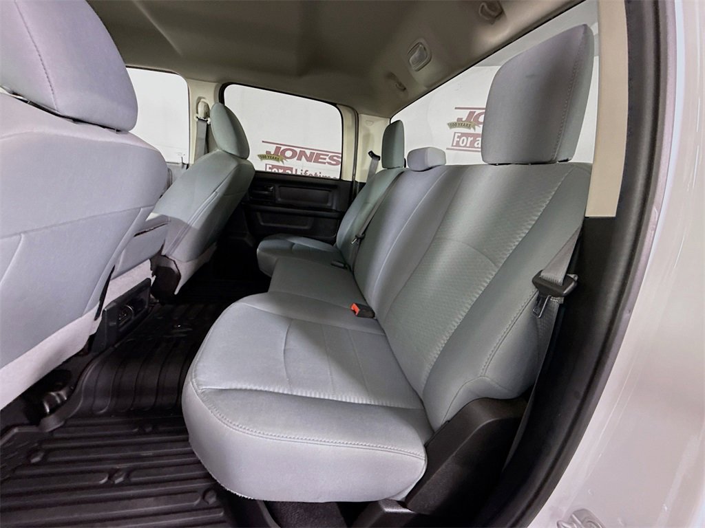 Used 2018 RAM 3500 Tradesman w/ Chrome Appearance Group image 26