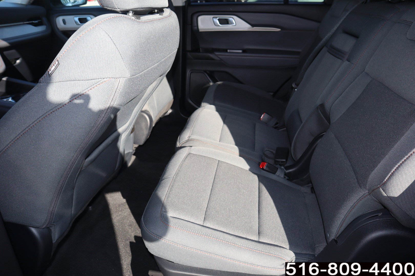 Used 2025 Ford Explorer Active image 18