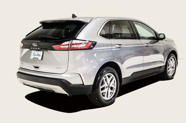Used 2024 Ford Edge SEL image 6