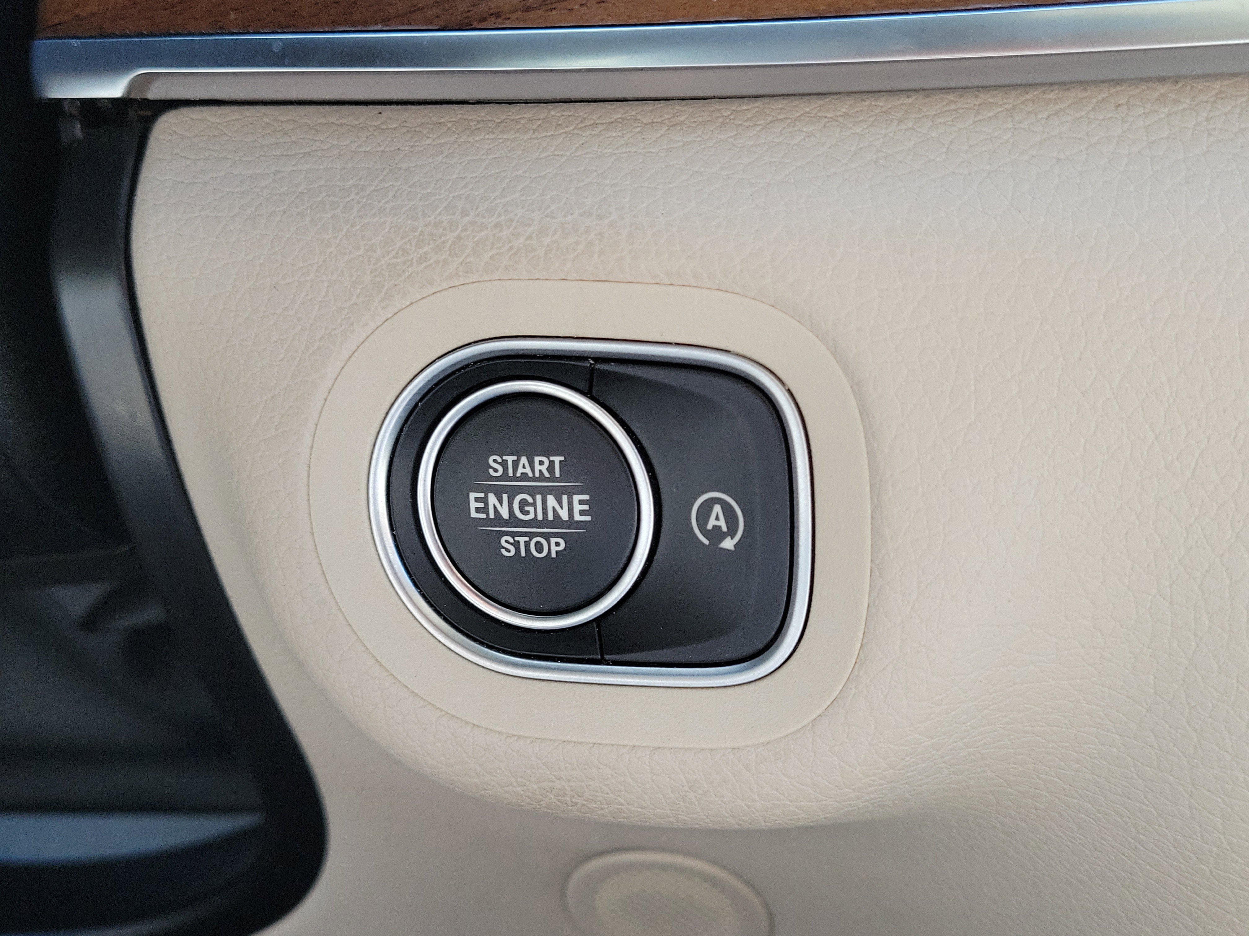 Used 2023 Mercedes-Benz GLE 350 4MATIC image 25