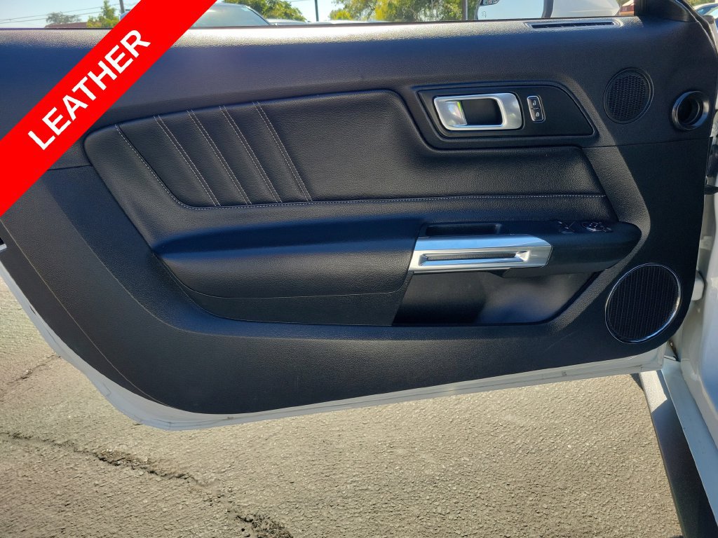 Used 2020 Ford Mustang Premium RWD image 15