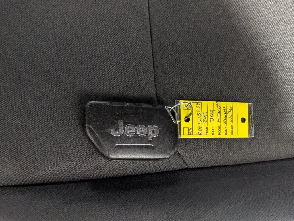 Used 2019 Jeep Wrangler Unlimited Rubicon AWD/4WD image 28