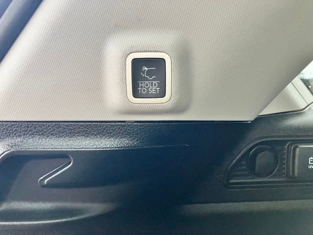 Used 2024 Jeep Grand Cherokee Limited image 26