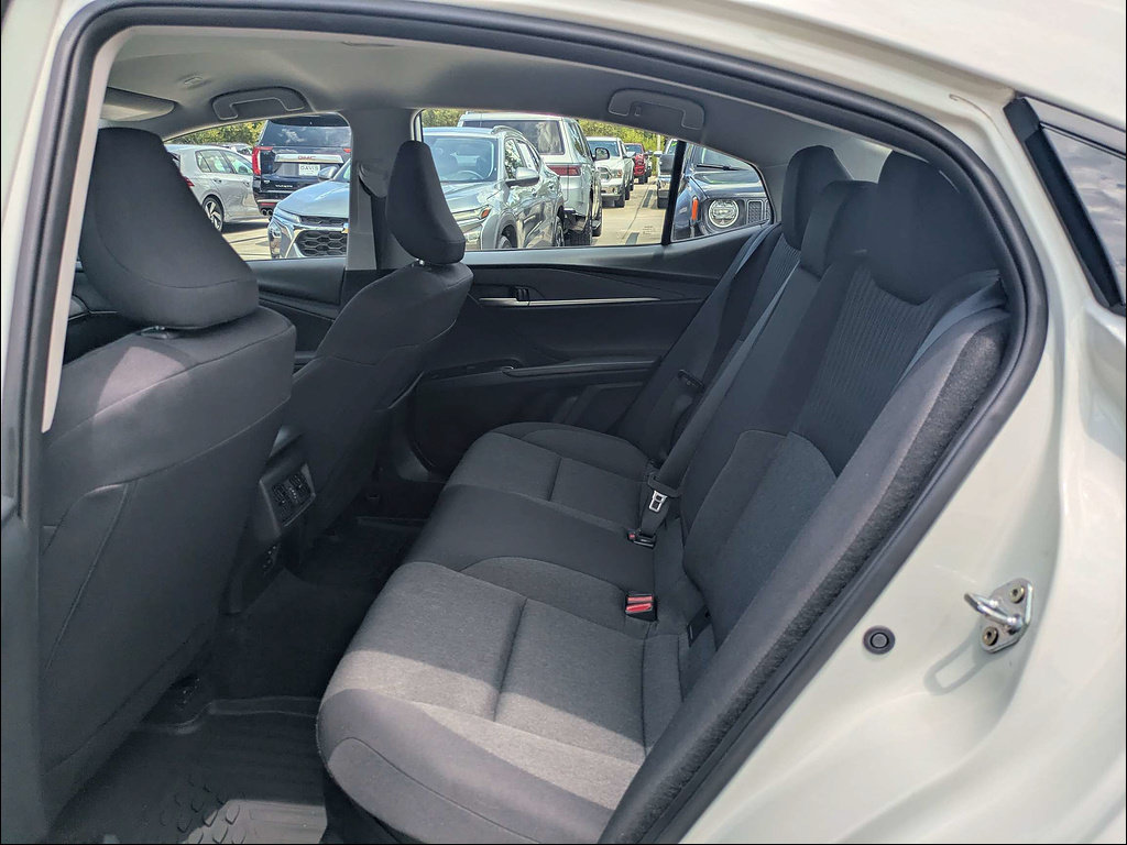 Used 2025 Toyota Camry LE FWD image 12