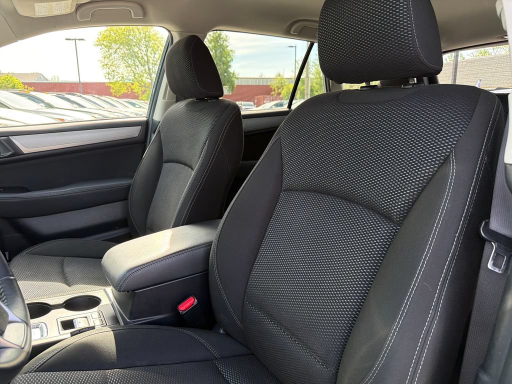 Used 2018 Subaru Outback 2.5i Premium AWD/4WD image 18