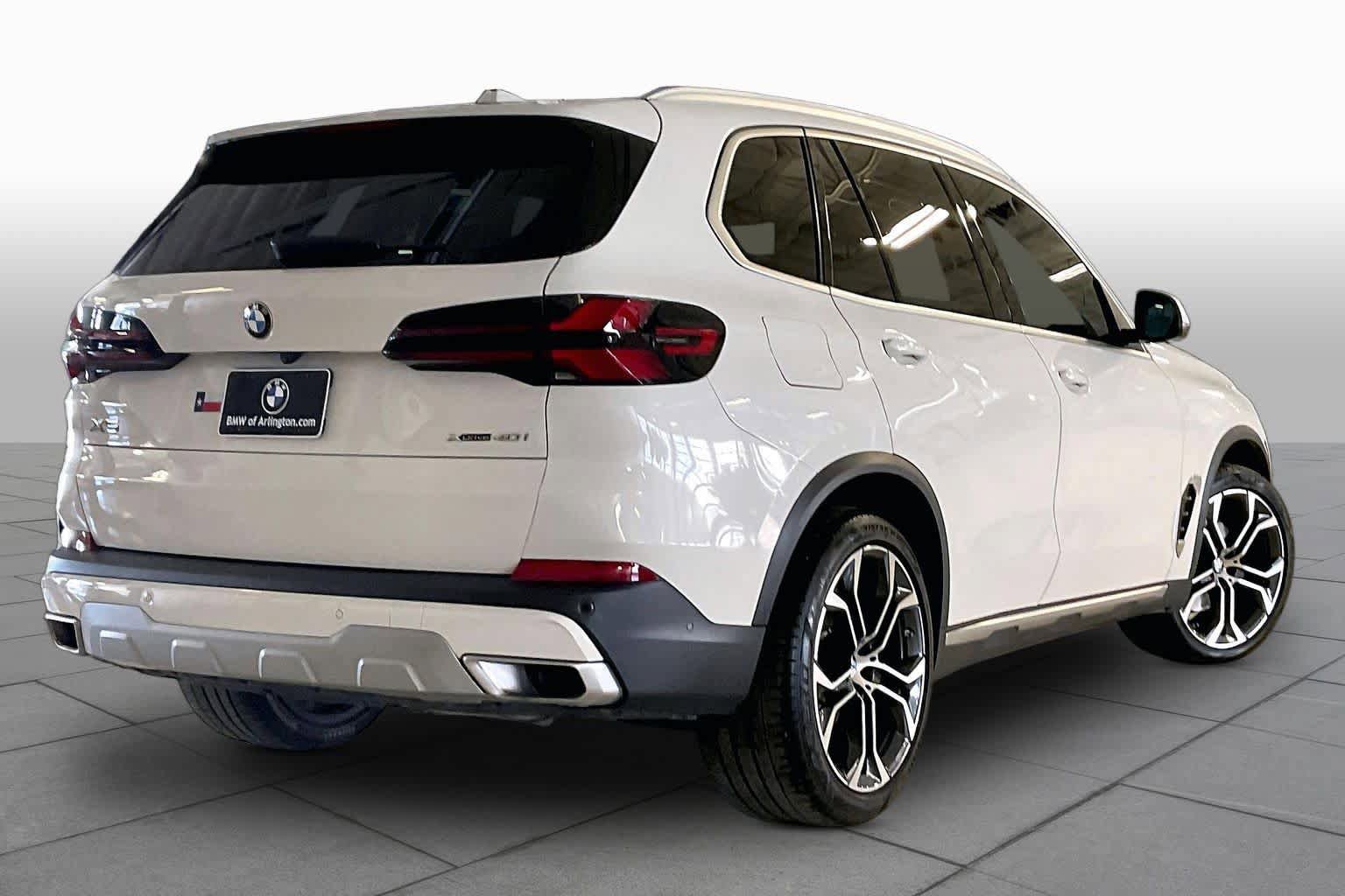 Certified 2024 BMW X5 xDrive40i w/ Premium Package AWD/4WD image 12