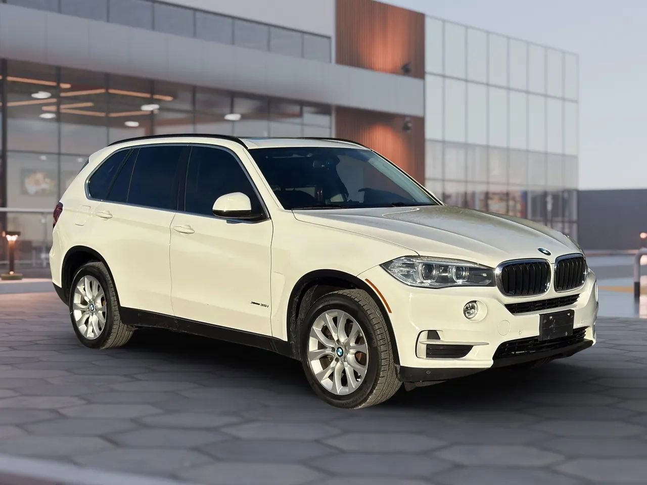 Used 2016 BMW X5 xDrive35i image 3