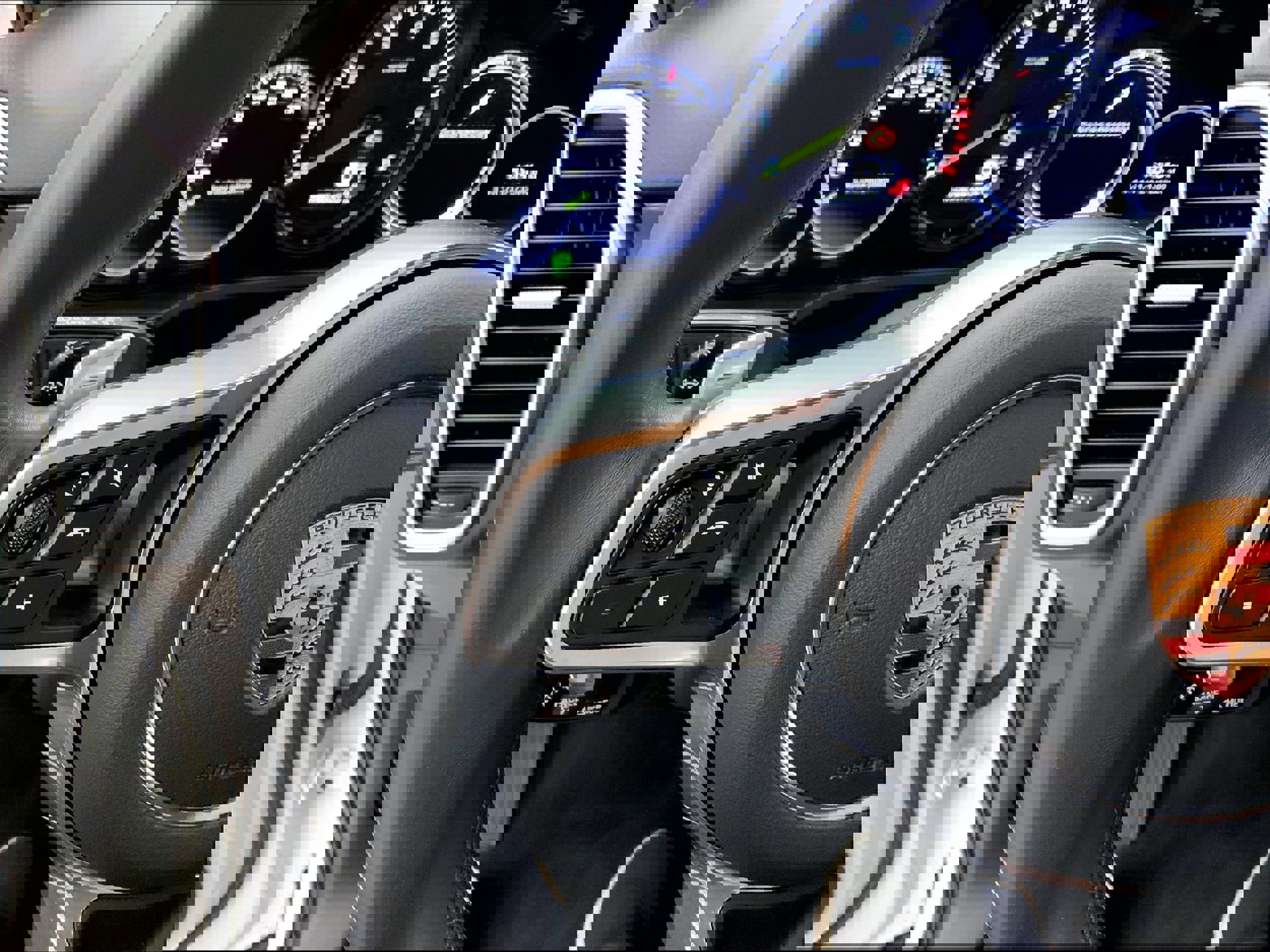 Used 2022 Porsche Cayenne E-Hybrid image 15