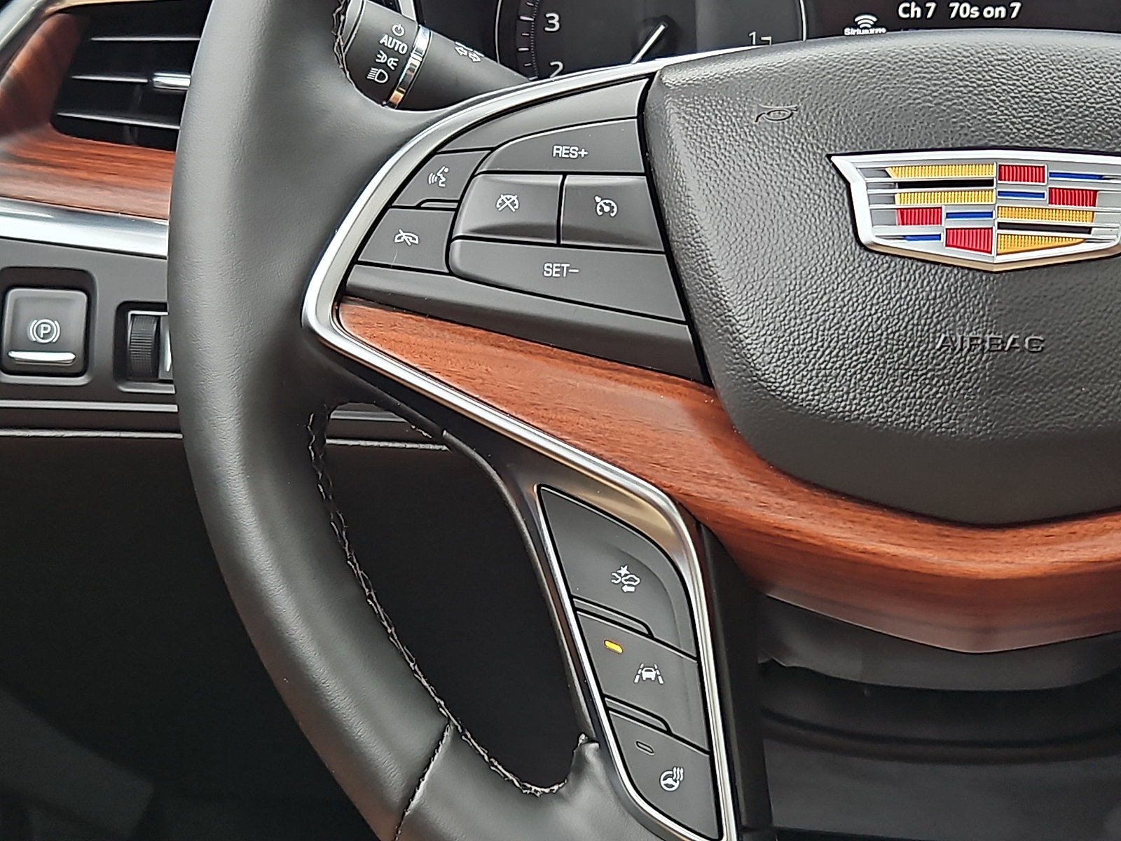 Certified 2026 Cadillac XT5 Premium Luxury w/ Driver Assist Package AWD/4WD image 22