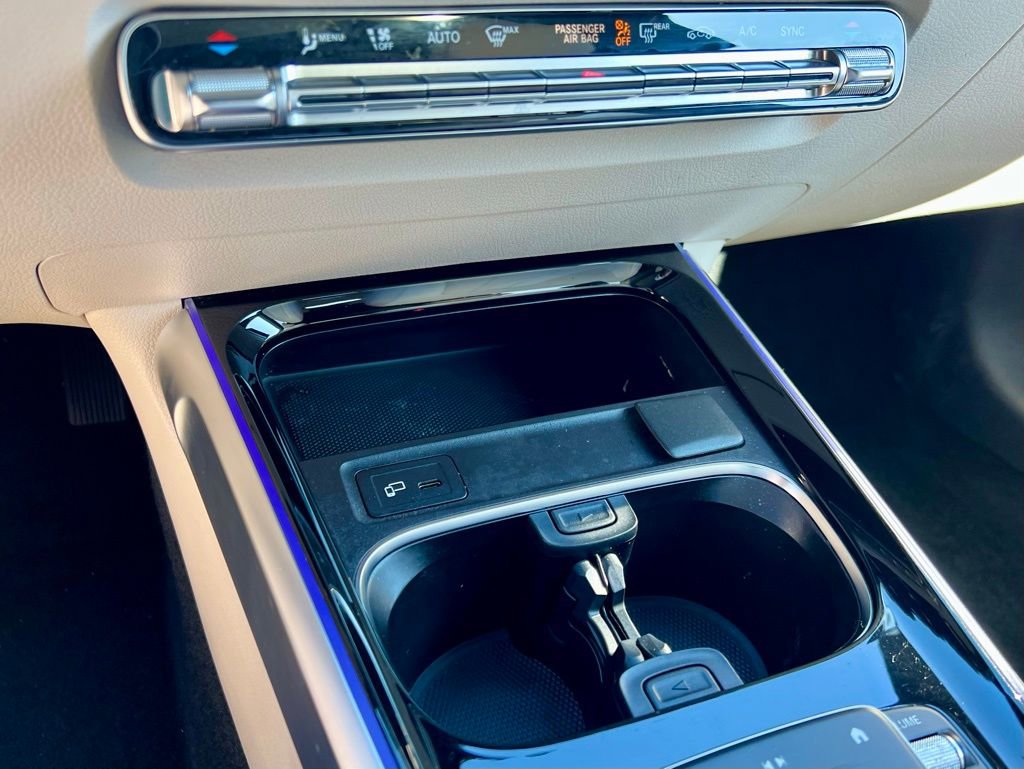 Certified 2022 Mercedes-Benz GLB 250 4MATIC image 29