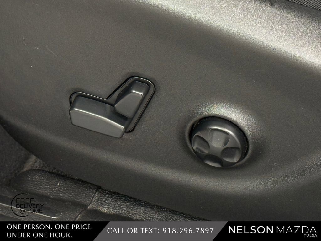 Used 2016 Jeep Cherokee Limited image 19