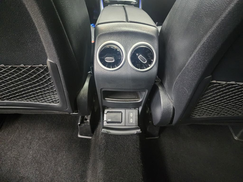 Used 2024 Mercedes-Benz GLB 250 4MATIC image 26