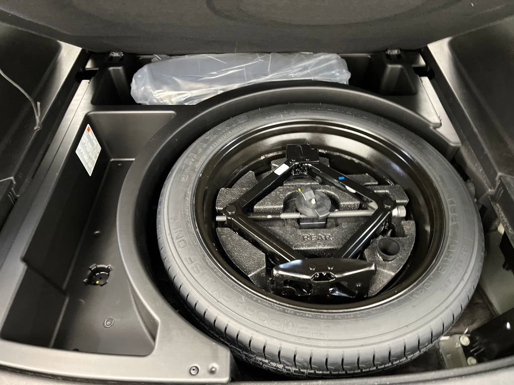 Used 2025 Chevrolet Blazer LT image 34