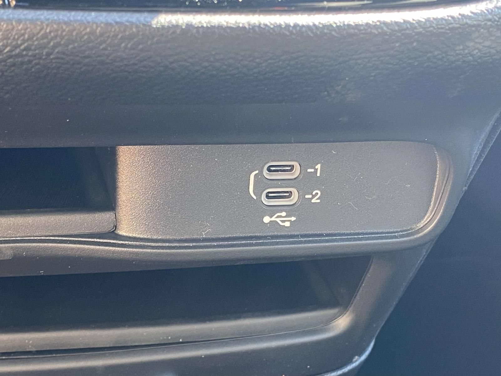 New 2027 Chrysler Pacifica Select FWD image 29