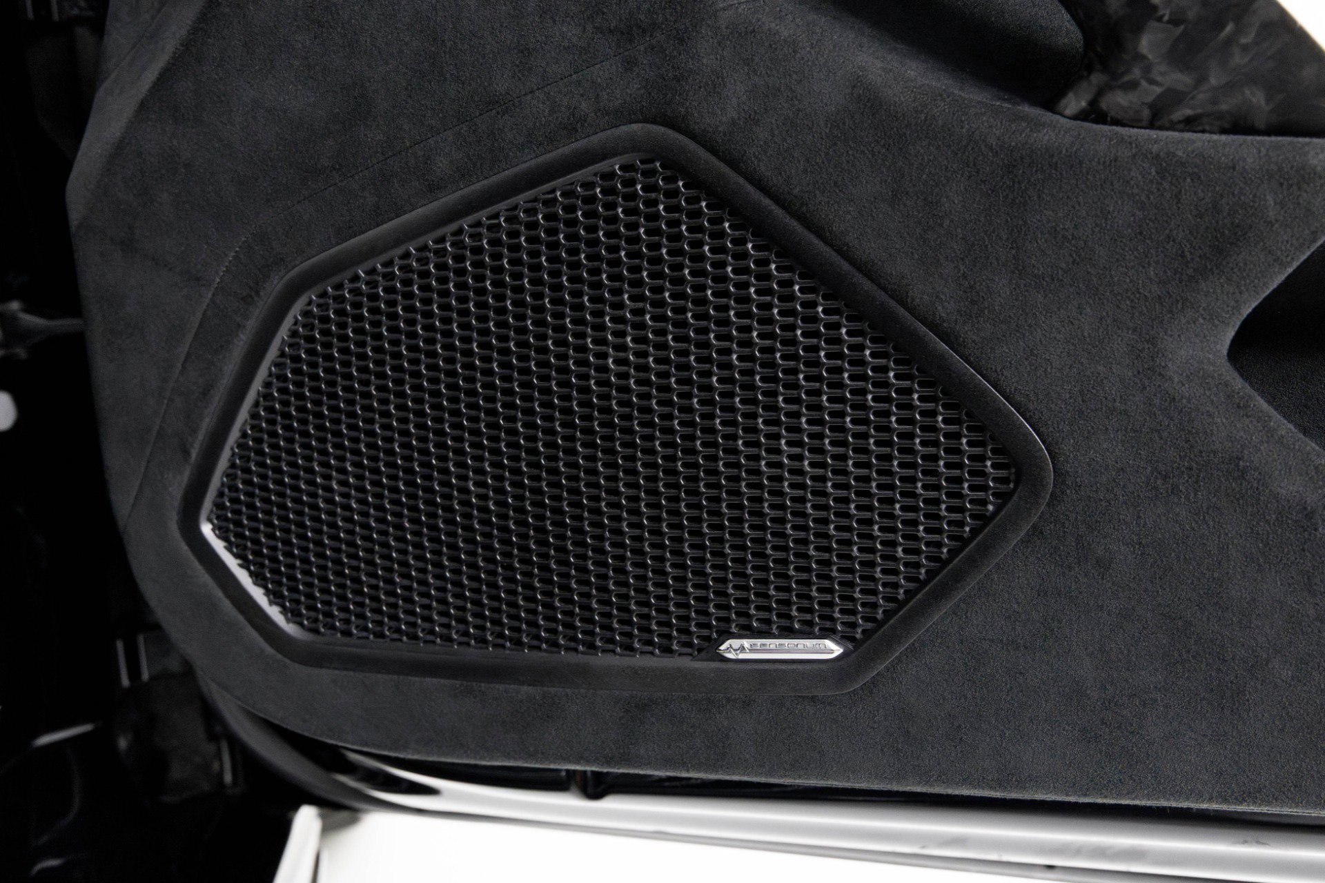 Used 2018 Lamborghini Huracan Performante image 40