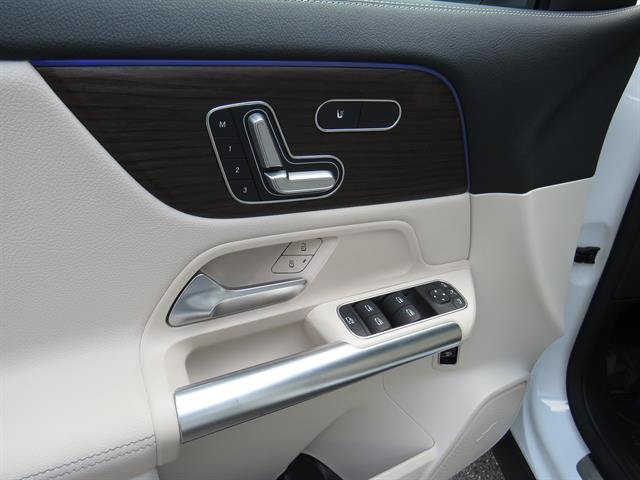 Used 2026 Mercedes-Benz GLA 250 4MATIC image 8
