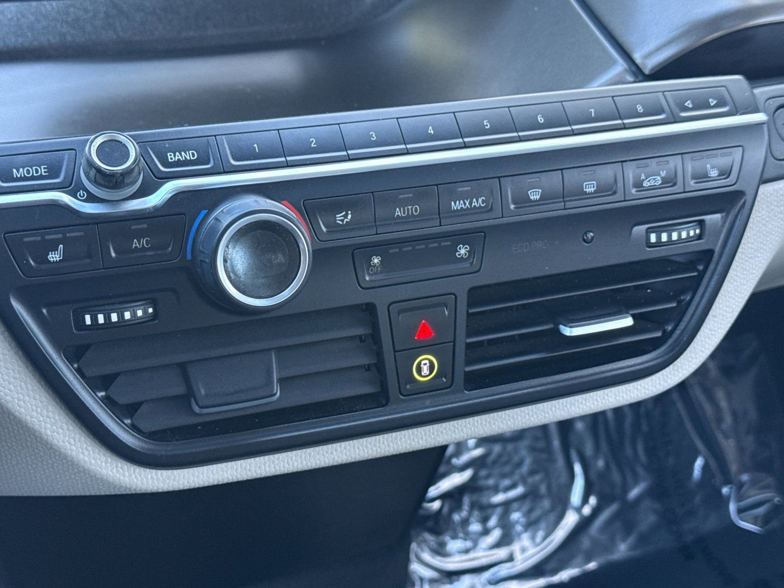 Used 2017 BMW i3 94Ah w/Range Extender image 20