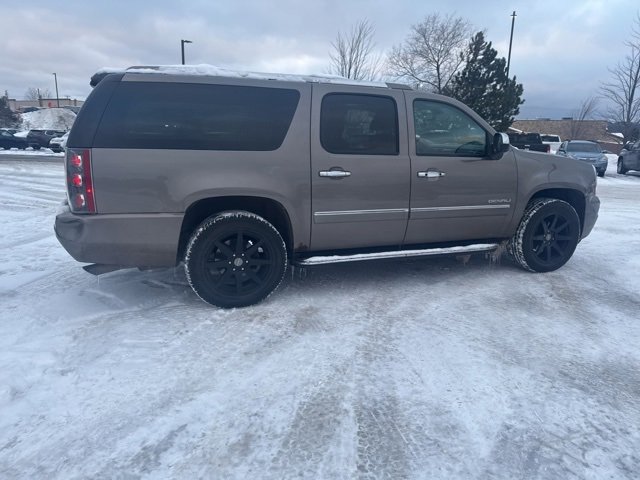Used 2013 GMC Yukon XL Denali image 18