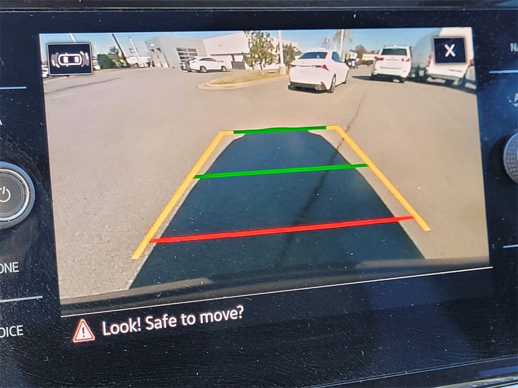 Used 2023 Volkswagen Atlas Cross Sport SEL image 18