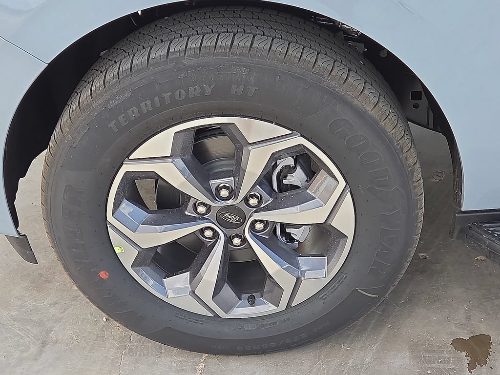 New 2027 Ford Expedition Max Active RWD image 14