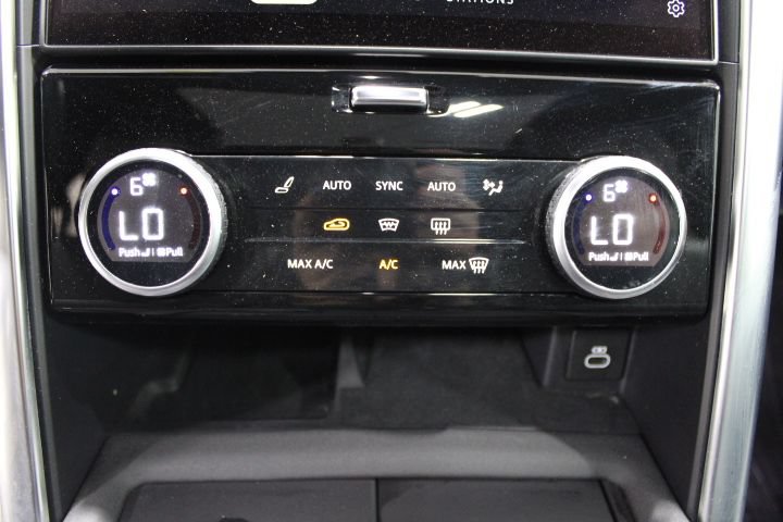 Used 2021 Land Rover Discovery S R-Dynamic AWD/4WD image 39