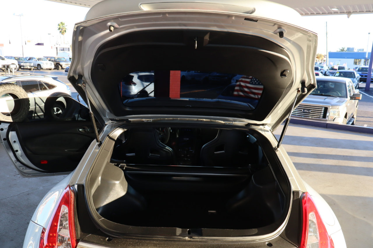 Used 2016 Nissan 370Z NISMO image 15