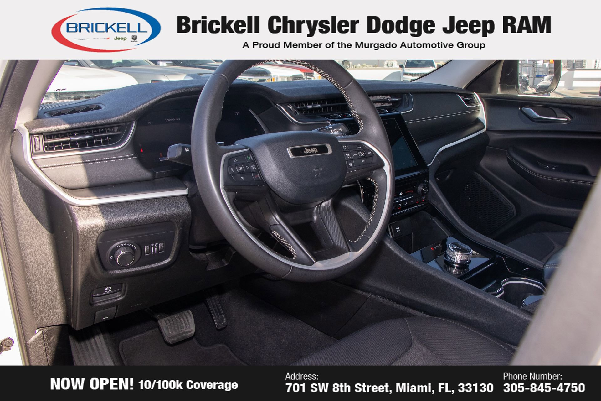 Used 2023 Jeep Grand Cherokee L Laredo image 18