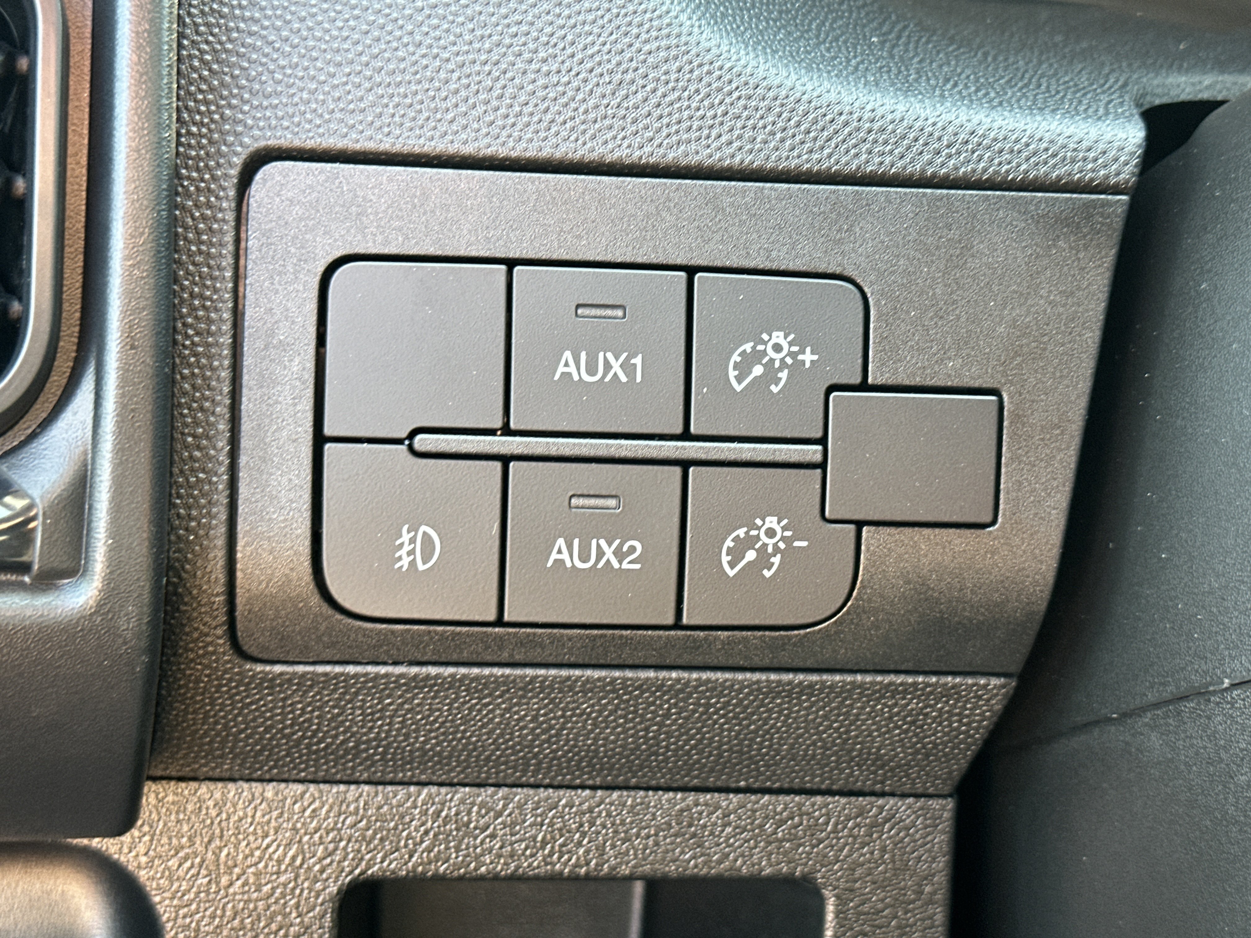 New 2026 RAM ProMaster 2500 w/ Premium Convenience Group FWD image 13