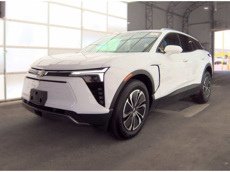 Used 2024 Chevrolet Blazer EV LT AWD/4WD image 1