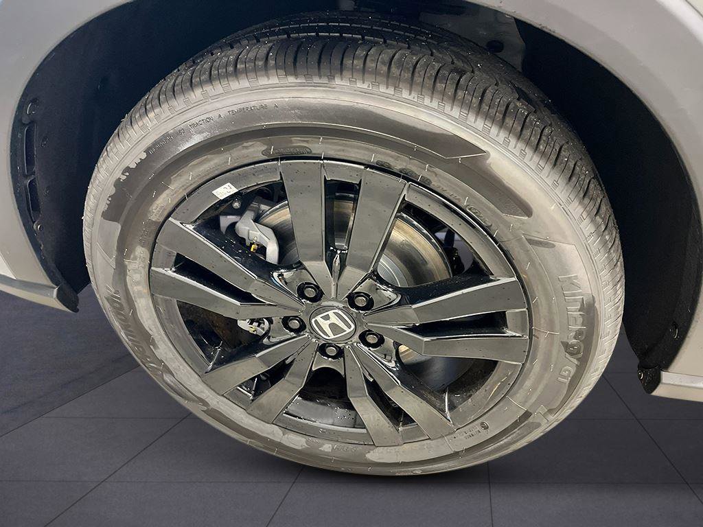 New 2026 Honda HR-V Sport image 11