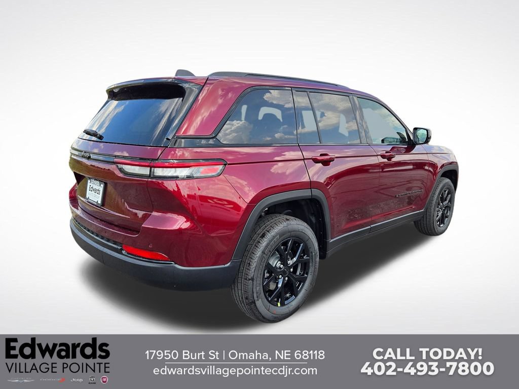 New 2025 Jeep Grand Cherokee Altitude AWD/4WD image 3