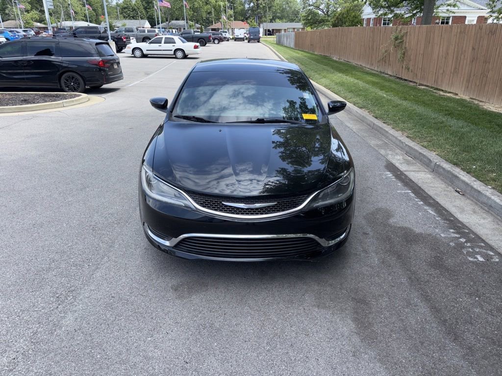Used 2017 Chrysler 200 Limited Platinum FWD image 8