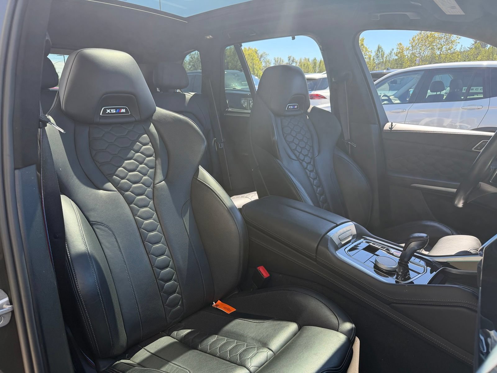 Used 2022 BMW X5 M w/ Competition Package 2 AWD/4WD image 22