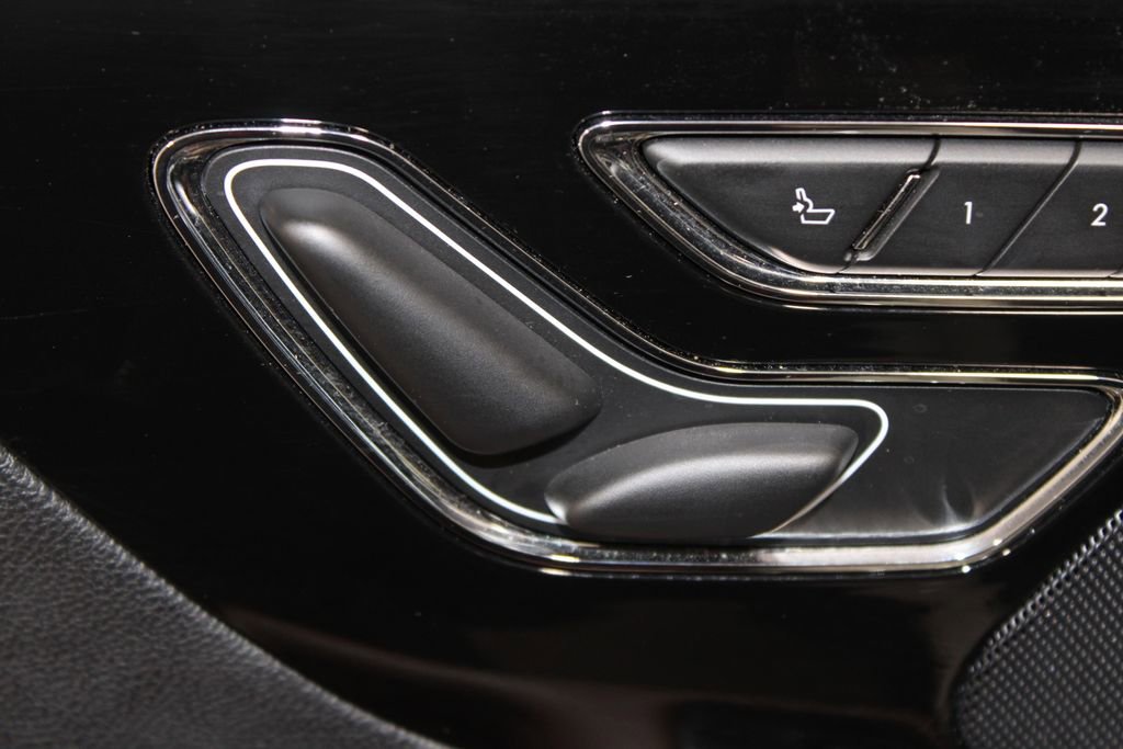 Used 2023 Lincoln Aviator Reserve w/ Equipment Group 201A image 21