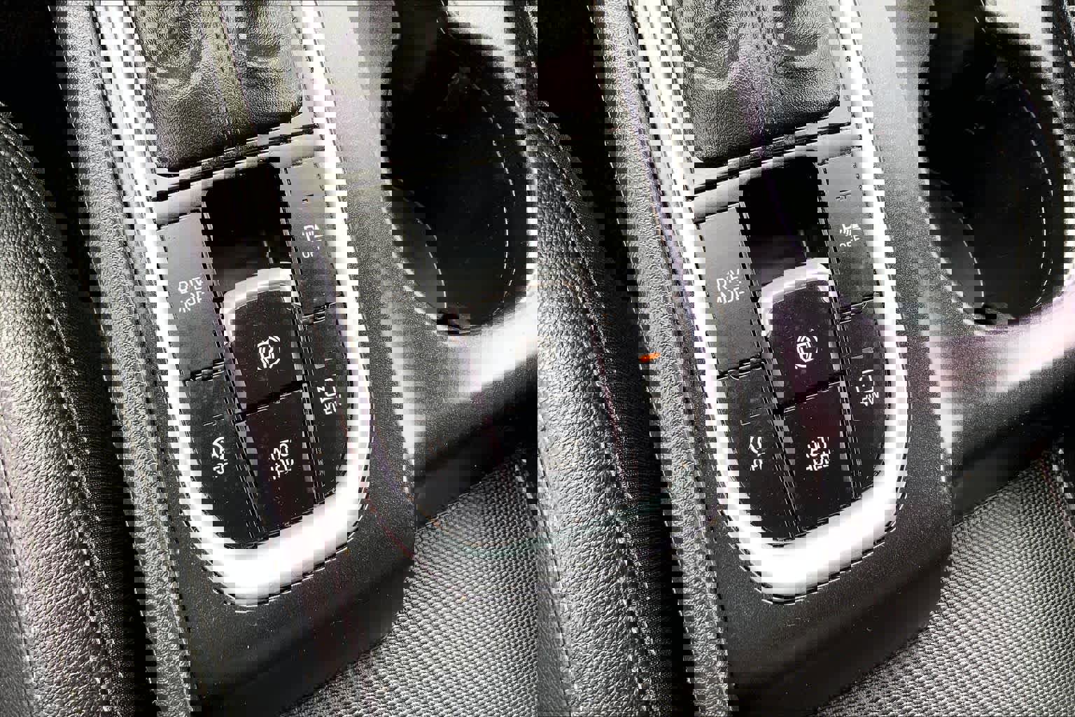 Used 2019 Hyundai Santa Fe FWD image 31