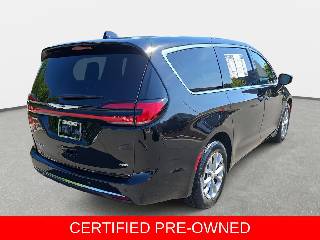 Used 2026 Chrysler Pacifica Select AWD/4WD image 5