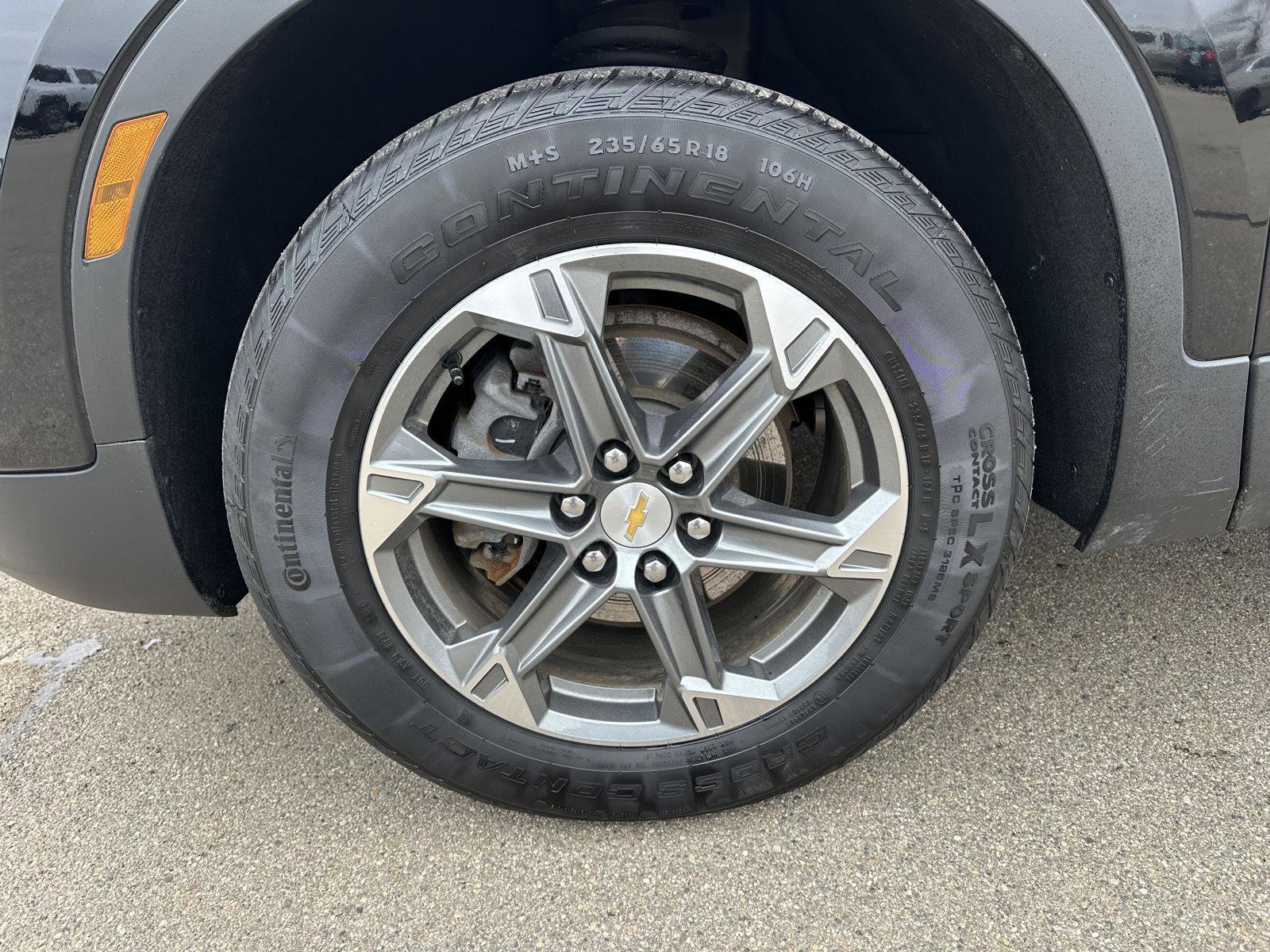 Used 2024 Chevrolet Blazer LT w/ Convenience Package image 2