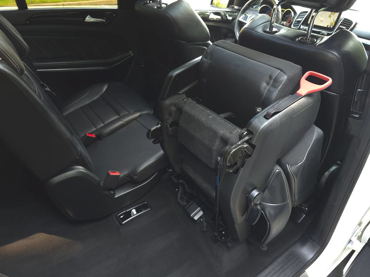 Used 2018 Mercedes-Benz GLS 63 AMG 4MATIC w/ AMG Night Styling Package image 20