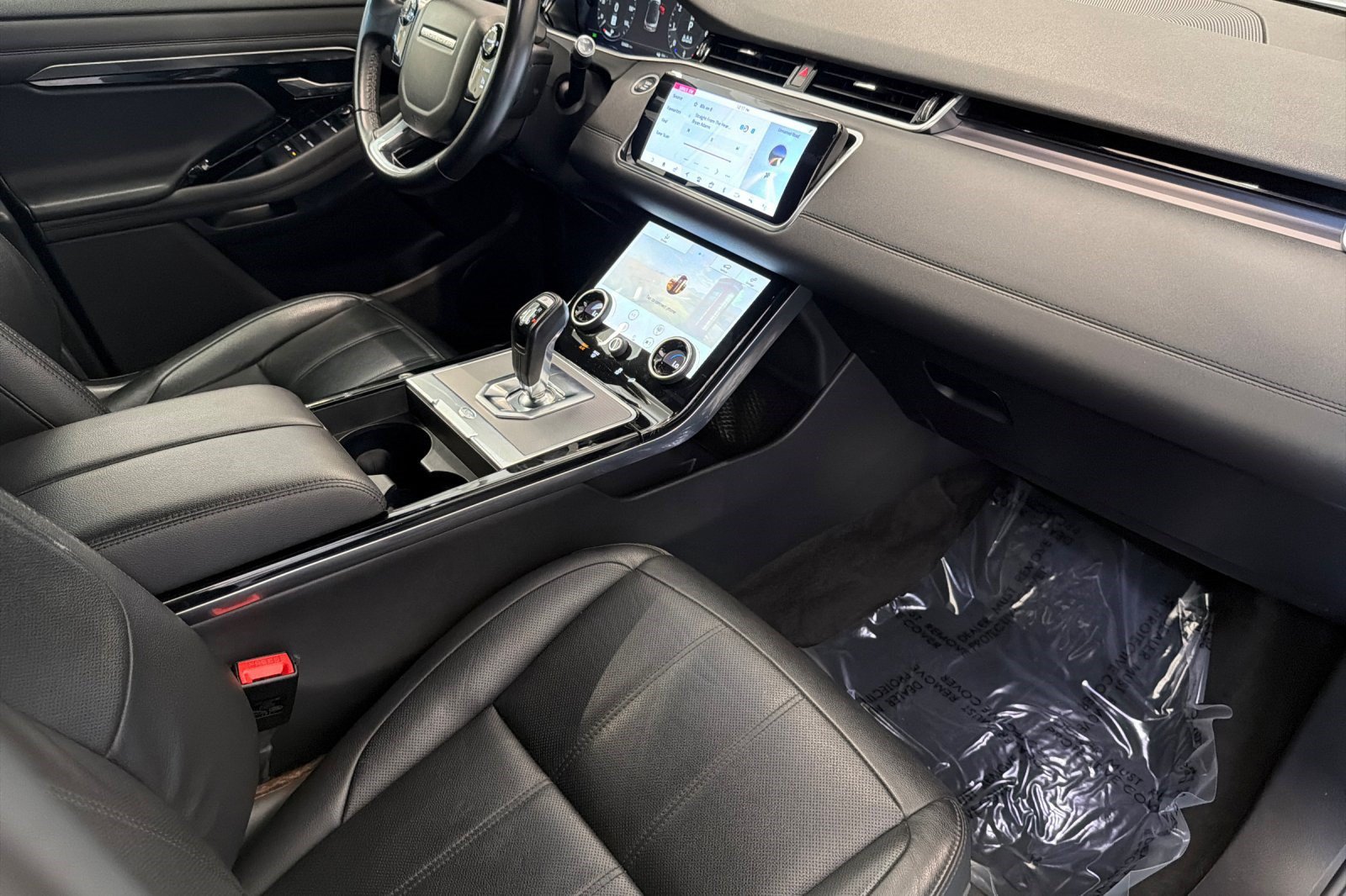 Used 2020 Land Rover Range Rover Evoque SE AWD/4WD image 35